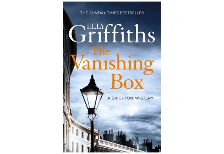 vanishing-box-elly-griffiths-book-review